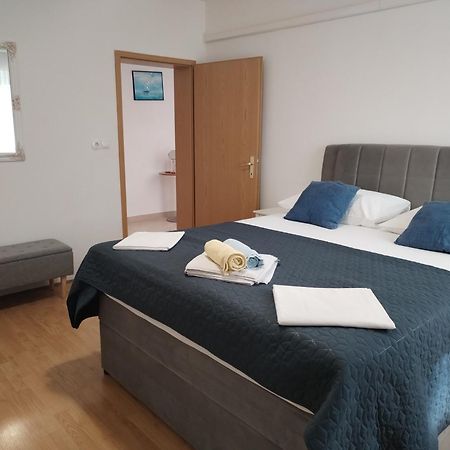 Family Friendly Apartments With A Swimming Pool Supetarska Draga - Donja, Rab - 2019 Exterior photo